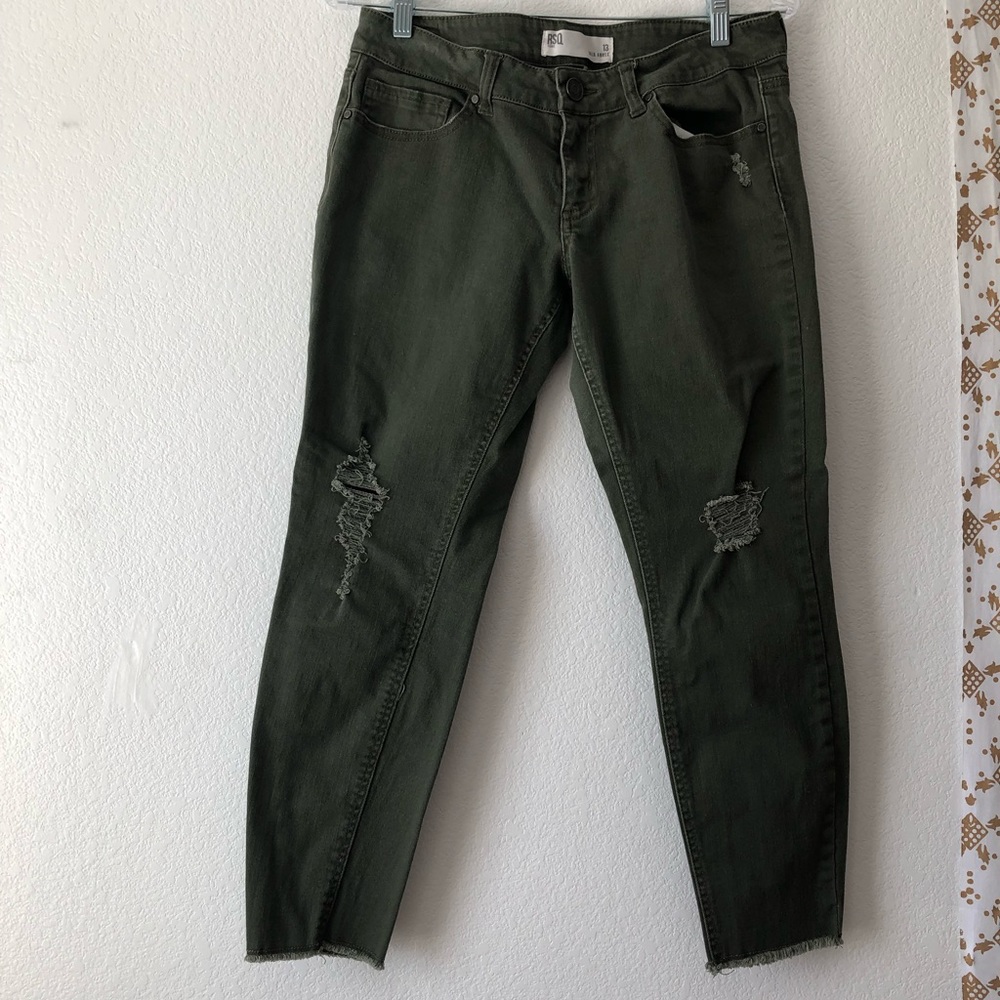 tillys hunter green RSQ distressed denim